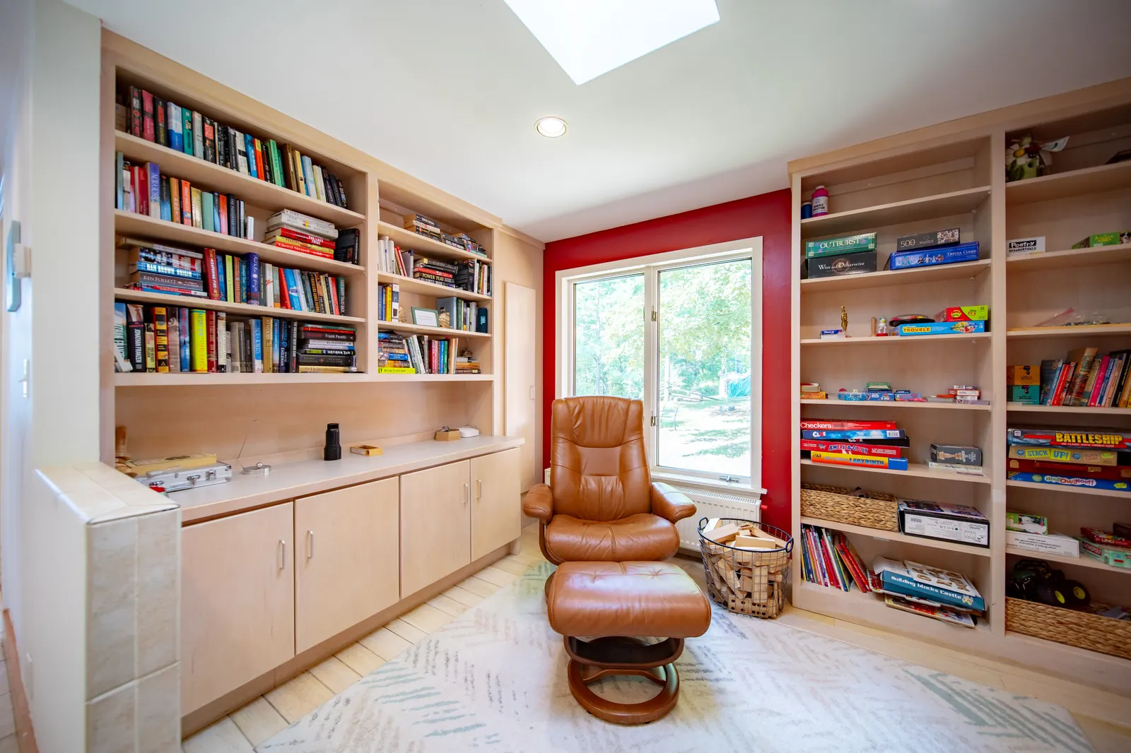 Room at Lakeside Landing FLX, from the 2026 shoot