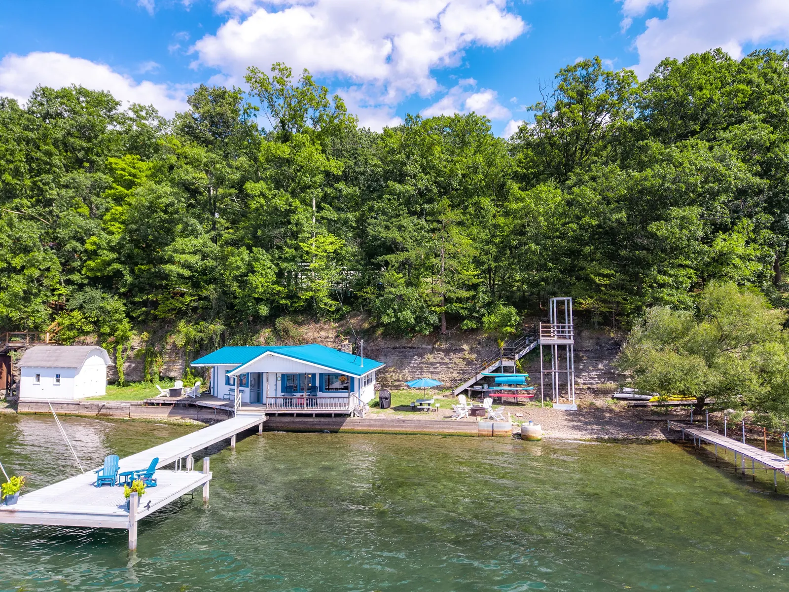 Smooth Sailing FLX — cottage aerial